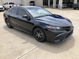 Used 2023 Toyota Camry SE image 3