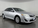 Used 2014 Toyota Camry L image 2