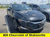 Used 2023 Chevrolet Malibu LT image 2