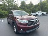 Used 2015 Toyota Highlander XLE image 2