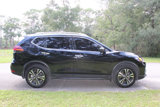 Used 2019 Nissan Rogue SV w/ Premium Package image 6