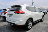 Used 2018 Nissan Rogue SV w/ Premium Package image 4
