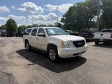 Used 2011 GMC Yukon XL SLT image 3