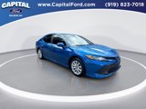 Used 2020 Toyota Camry LE image 2