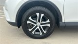 Used 2018 Toyota RAV4 LE image 4