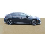 Used 2018 Honda Civic Sport image 2