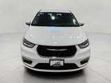 Used 2023 Chrysler Pacifica Touring-L image 2