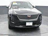 Used 2024 Cadillac XT4 Premium Luxury image 4