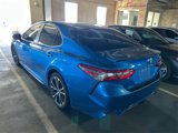 Used 2018 Toyota Camry SE image 2