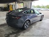 Used 2019 Tesla Model 3 image 2