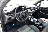 Certified 2025 Porsche Macan image 4