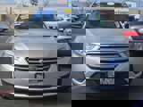 Used 2018 Ford Taurus SE image 2