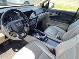 Used 2019 Honda Pilot Touring image 4