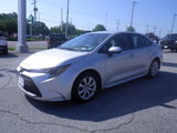 Used 2023 Toyota Corolla LE image 3