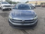 Used 2024 Volkswagen Jetta SE image 3