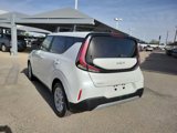 Used 2023 Kia Soul LX w/ LX Technology Package image 4