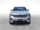 Used 2018 Jeep Grand Cherokee Altitude image 2