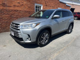 Used 2019 Toyota Highlander XLE image 2