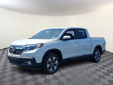 Used 2017 Honda Ridgeline RTL-T image 3