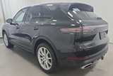 Used 2022 Porsche Cayenne w/ Premium Package image 2