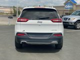 Used 2016 Jeep Cherokee Limited image 6