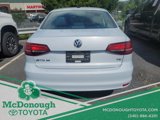 Used 2017 Volkswagen Jetta SE image 4