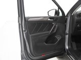Certified 2024 Volkswagen Tiguan SE image 4