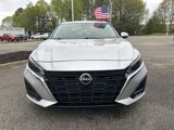 Used 2023 Nissan Altima 2.5 SV image 2