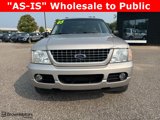 Used 2005 Ford Explorer XLT image 3