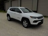 Used 2022 Jeep Compass Latitude image 3