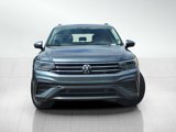 Certified 2024 Volkswagen Tiguan SE image 2