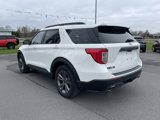 Used 2022 Ford Explorer XLT w/ Equipment Group 202A image 3