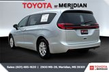 Used 2023 Chrysler Pacifica Touring-L image 5