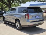 Used 2023 Chevrolet Suburban LT image 3