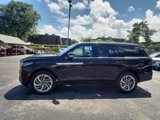 New 2025 Lincoln Navigator Reserve image 2