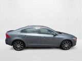 Used 2017 Volvo S60 T5 Inscription image 4