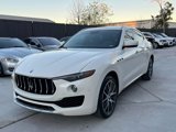 Used 2017 Maserati Levante w/ Luxury Package image 3