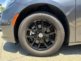 Used 2022 Chrysler Pacifica Touring-L image 3