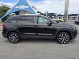 Used 2024 Volkswagen Taos SE image 2