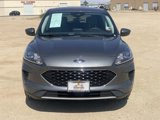 Used 2022 Ford Escape SE image 2