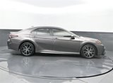 Used 2024 Toyota Camry SE image 2