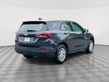 Used 2022 Chevrolet Equinox LS w/ Driver Confidence II Package image 5