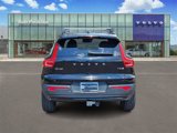 Used 2022 Volvo XC40 T5 R-Design w/ Climate Package image 4