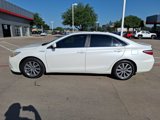 Used 2016 Toyota Camry XLE image 3