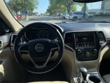 Used 2017 Jeep Grand Cherokee Limited image 4
