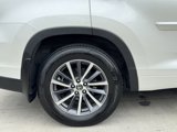 Used 2018 Toyota Highlander XLE image 5