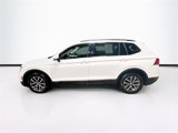 Used 2018 Volkswagen Tiguan SE w/ Panoramic Sunroof Package image 4