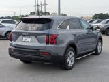 Used 2023 Kia Sorento LX image 5