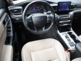 Used 2020 Ford Explorer XLT w/ Equipment Group 202A image 5