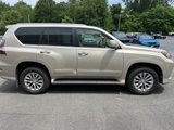 Used 2016 Lexus GX 460 image 6